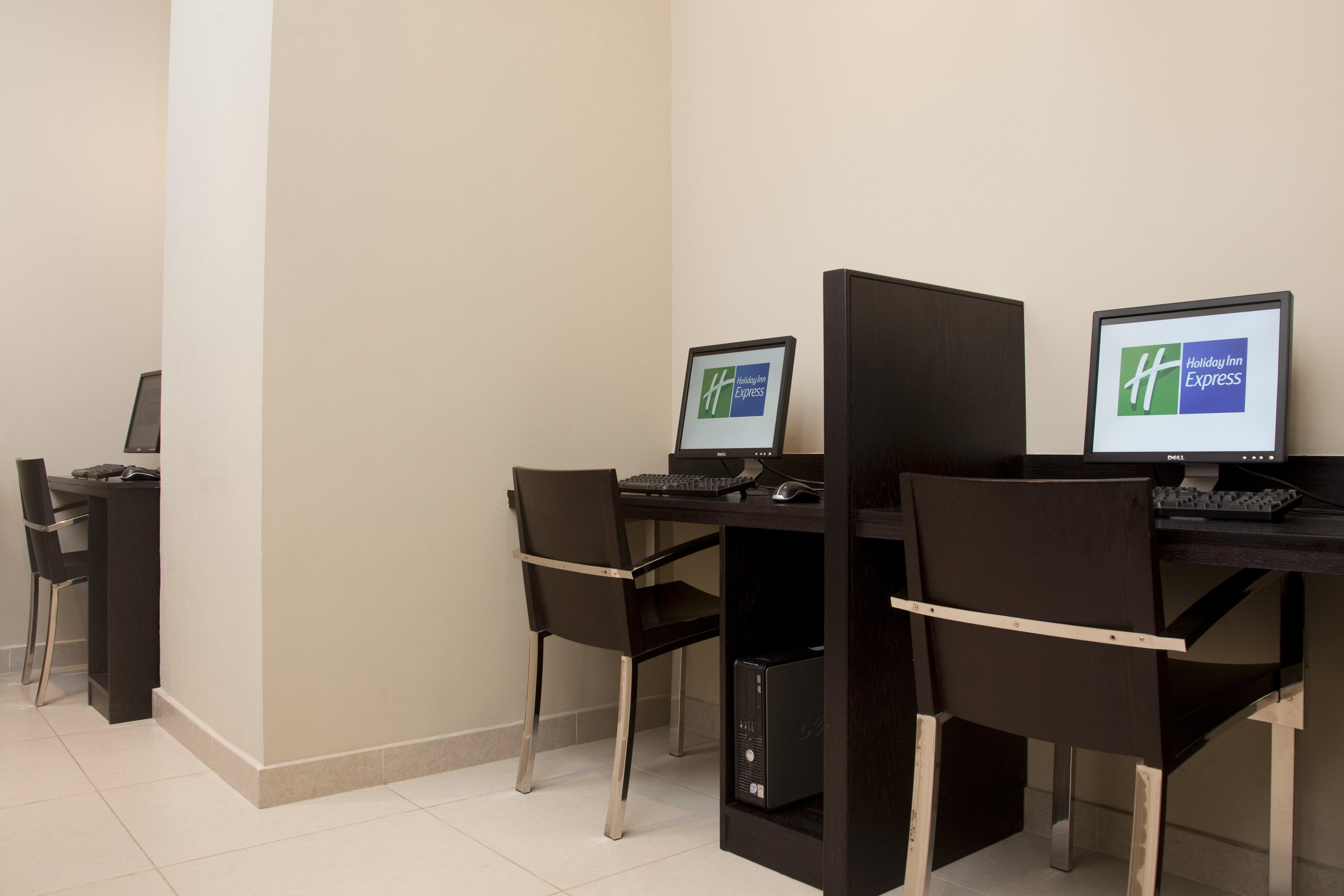 Holiday Inn Express Dubai, Jumeirah By Ihg Exterior photo