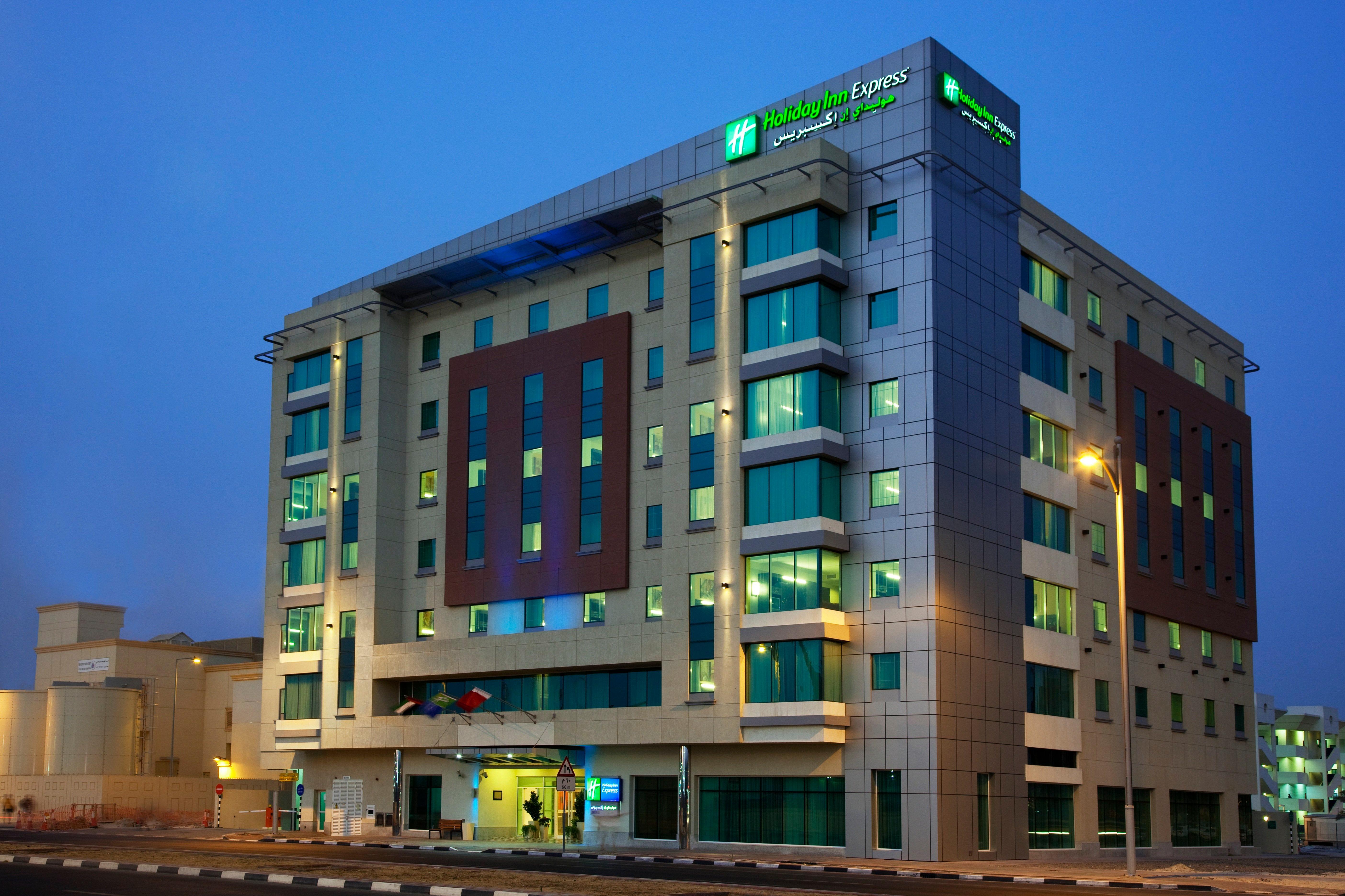 Holiday Inn Express Dubai, Jumeirah By Ihg Exterior photo