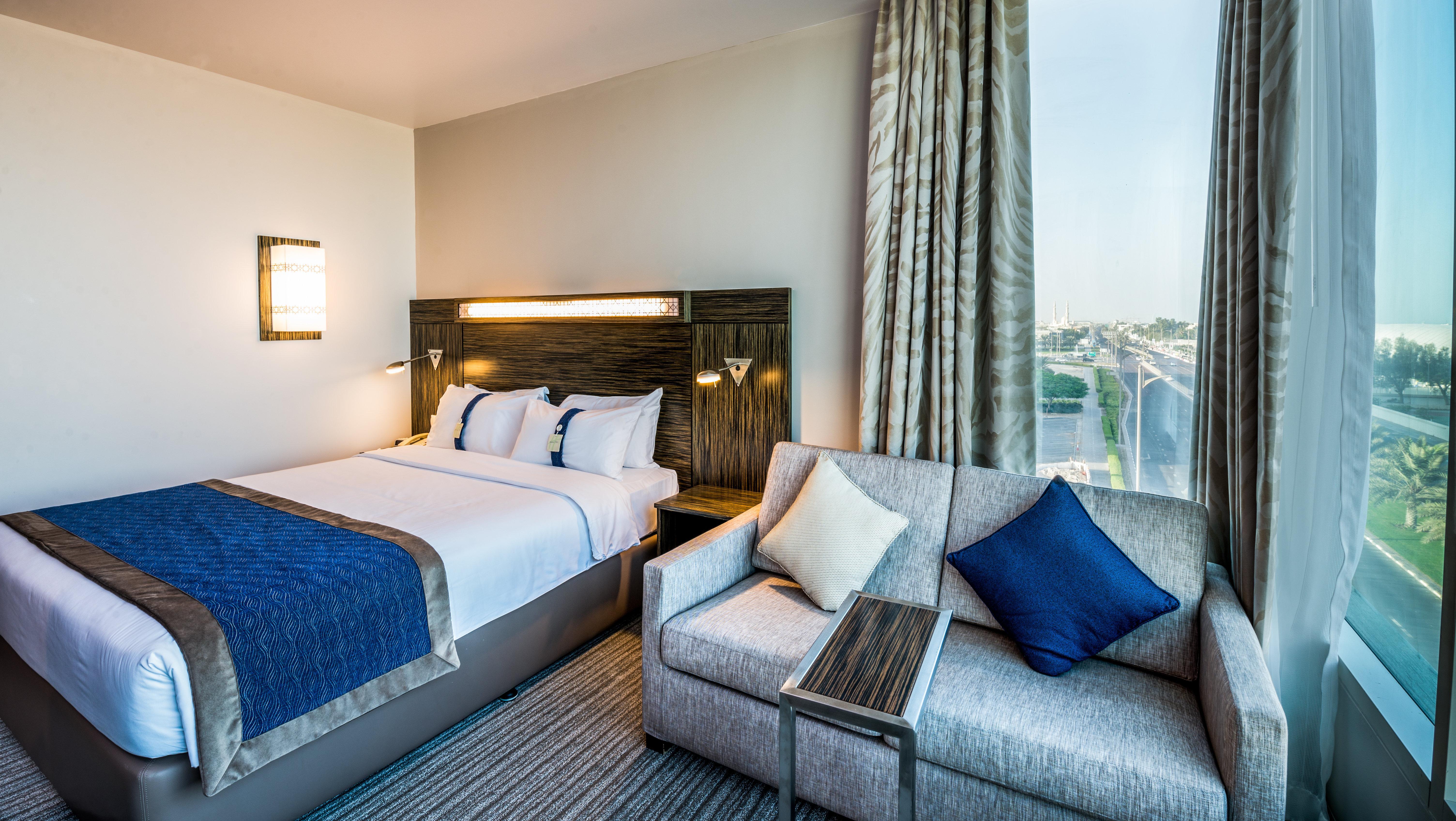 Holiday Inn Express Dubai, Jumeirah By Ihg Exterior photo