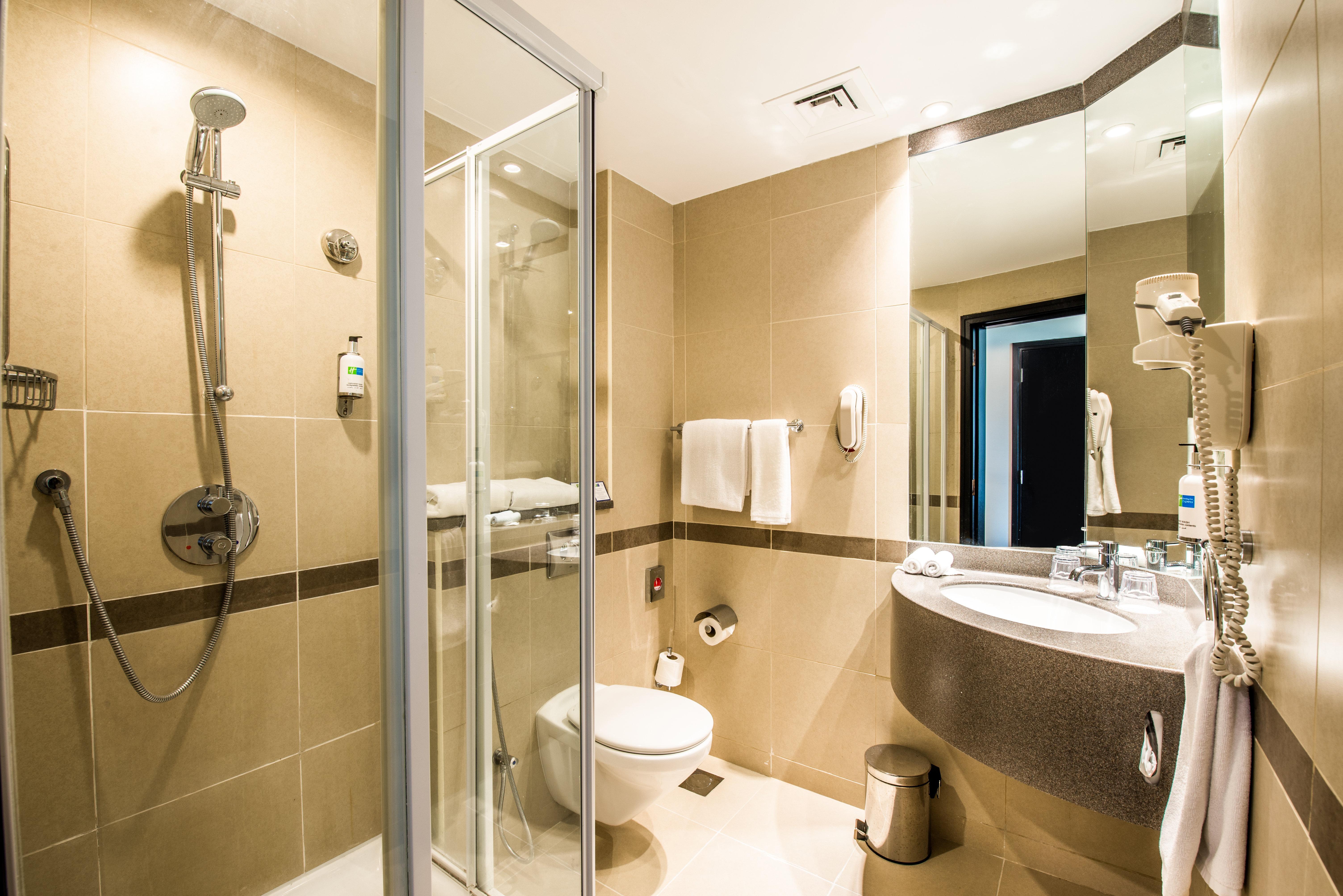 Holiday Inn Express Dubai, Jumeirah By Ihg Exterior photo