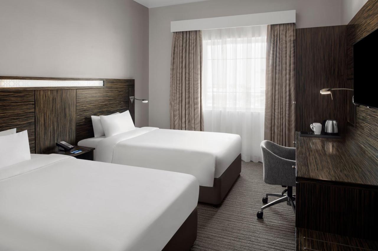 Holiday Inn Express Dubai, Jumeirah By Ihg Exterior photo