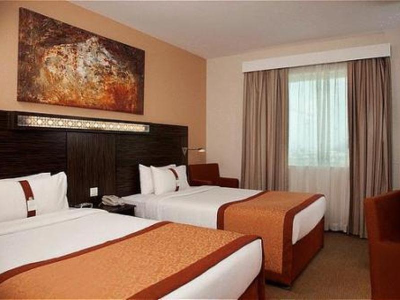 Holiday Inn Express Dubai, Jumeirah By Ihg Exterior photo