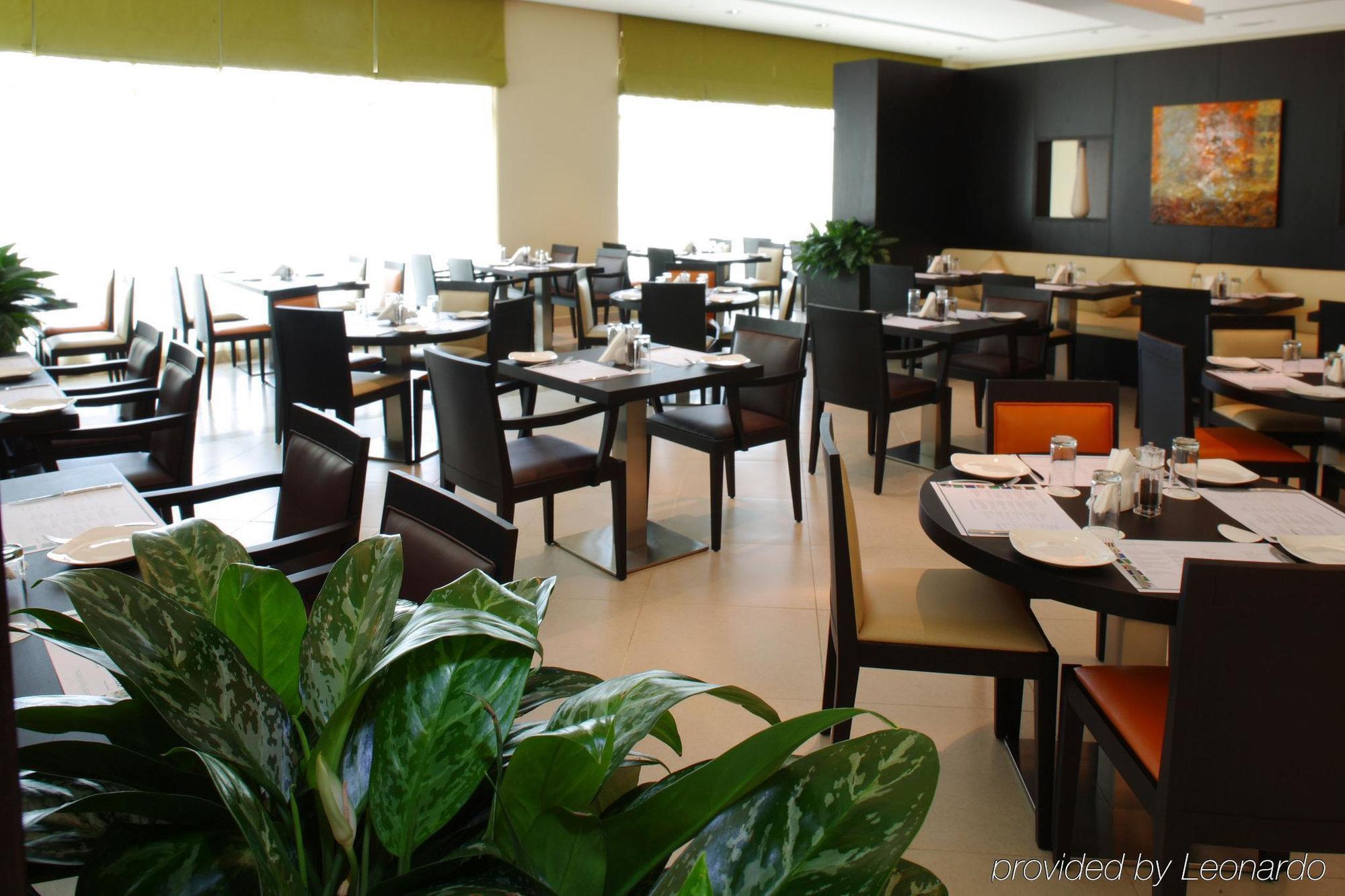 Holiday Inn Express Dubai, Jumeirah By Ihg Exterior photo